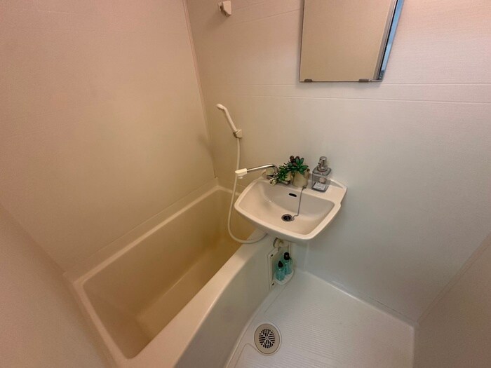 物件内観写真12　(バス／シャワールーム等)