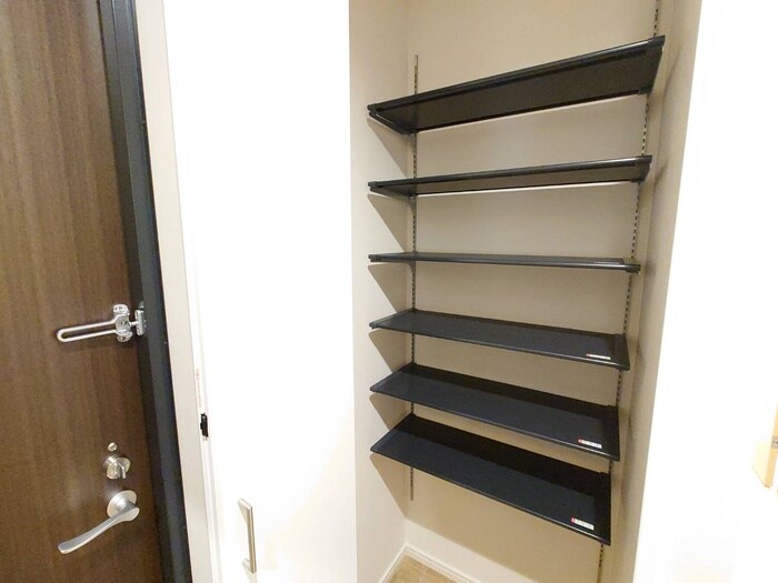 物件内観写真18　(靴箱)