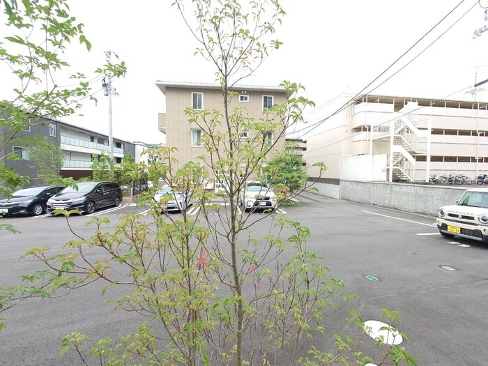 物件内観写真22　(室内からの展望)