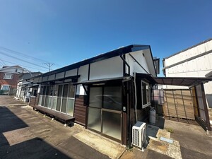 新田四丁目貸家外観写真