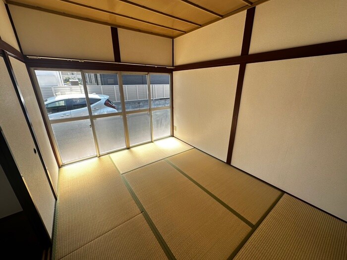 物件内観写真8　(居室)