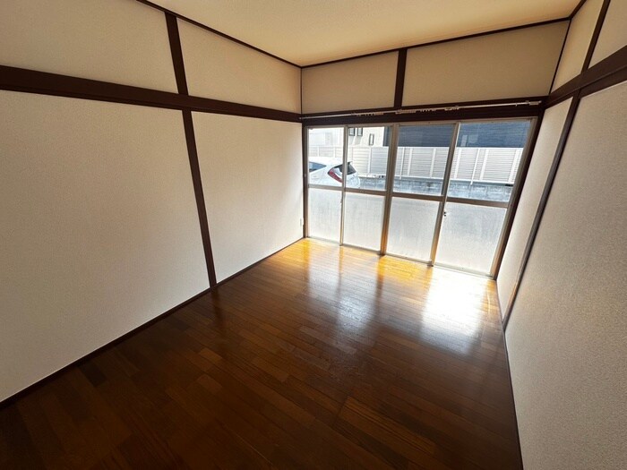 物件内観写真9　(居室)