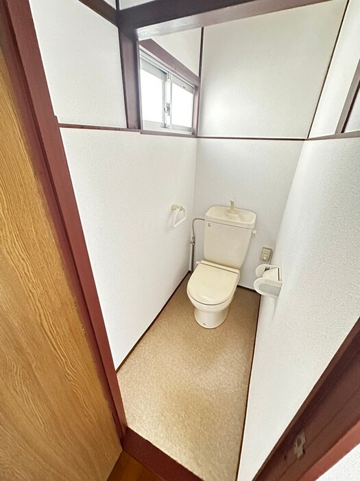 物件内観写真15　(トイレ)