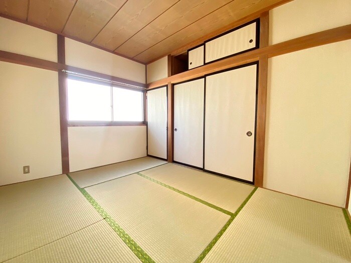 物件内観写真10　(居室)