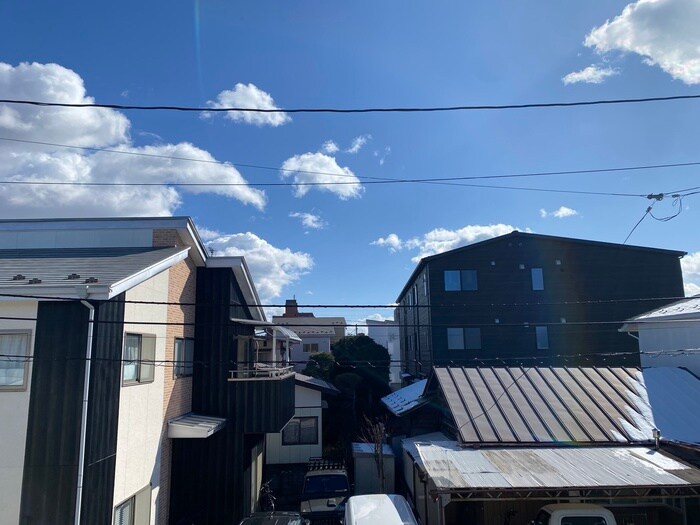 物件内観写真22　(室内からの展望)