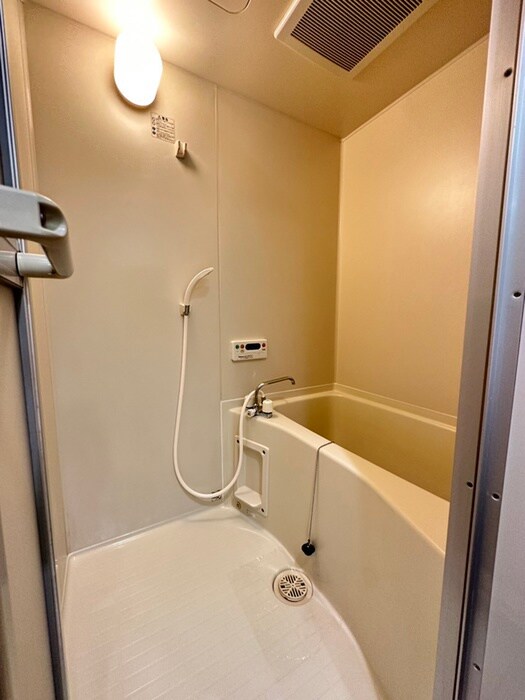 物件内観写真12　(バス／シャワールーム等)