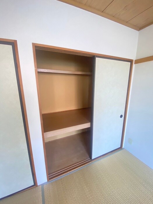 物件内観写真15　(収納)