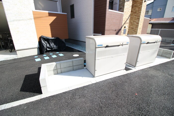 物件外観写真4　(建物設備)