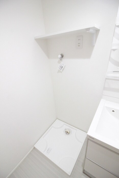 物件内観写真19　(洗濯機置場)