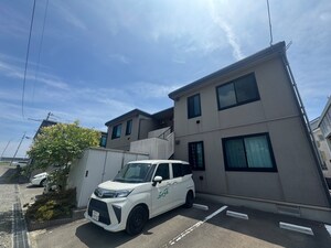 フラッツ鴻巣Ｂ棟外観写真