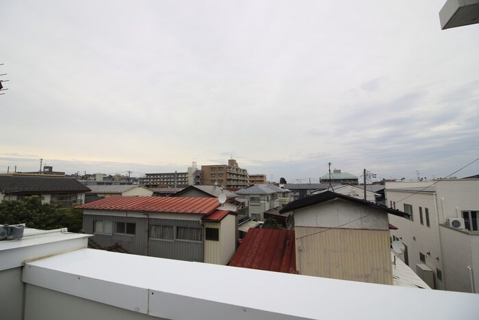 物件内観写真22　(室内からの展望)