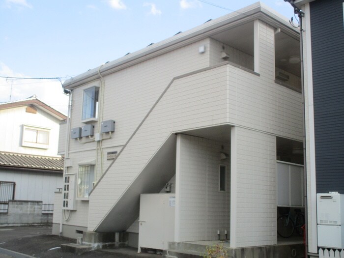 物件外観写真2　(外観写真)