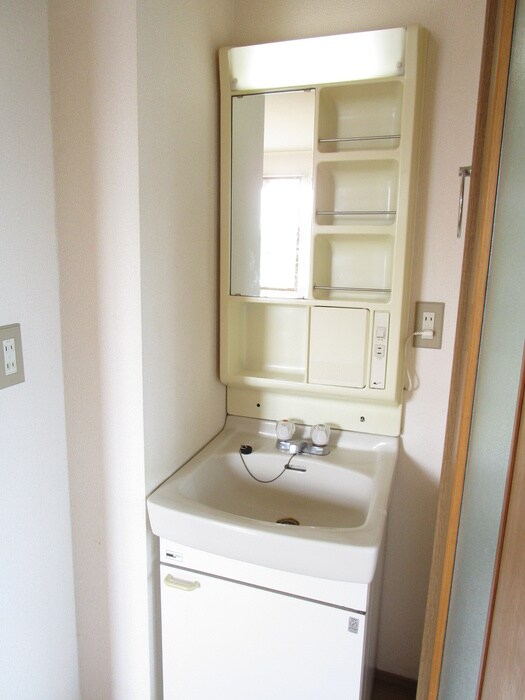 物件内観写真12　(洗面)