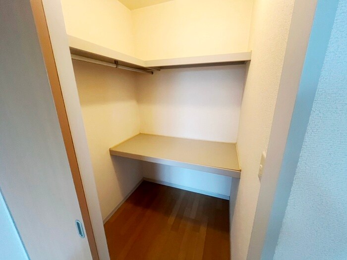 物件内観写真14　(収納)