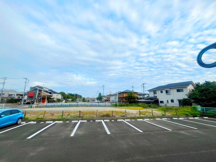 物件内観写真16　(室内からの展望)