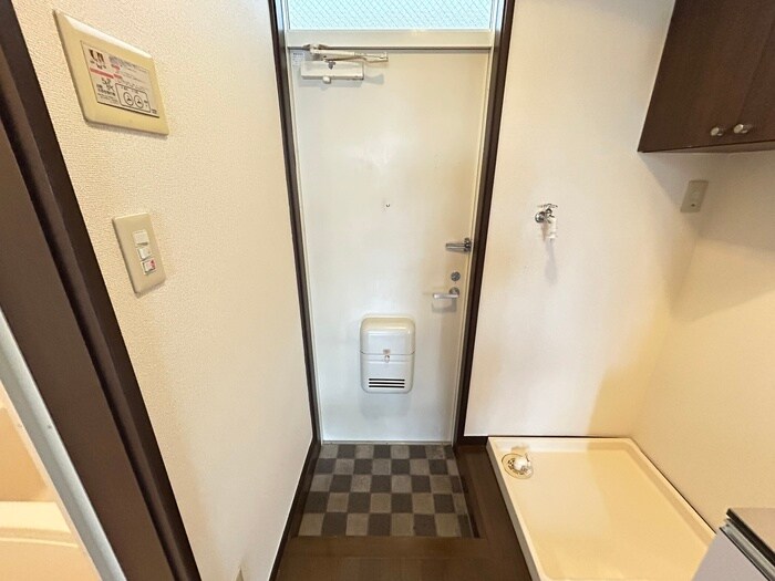 物件内観写真20　(玄関)