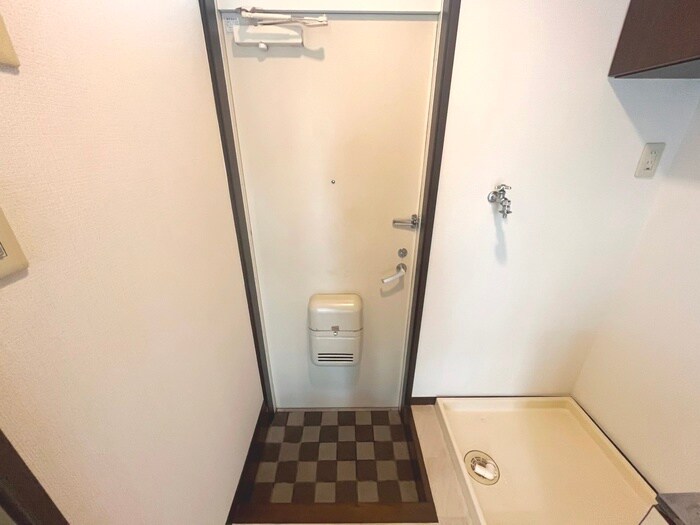 物件内観写真22　(玄関)