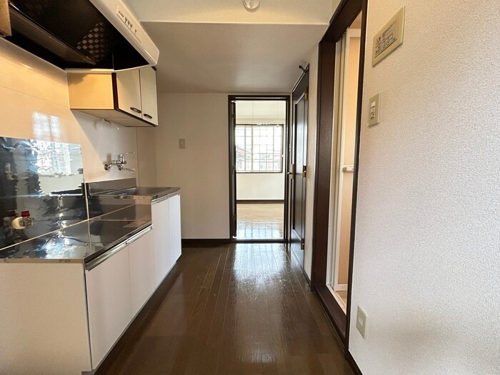 物件内観写真22　(廊下)