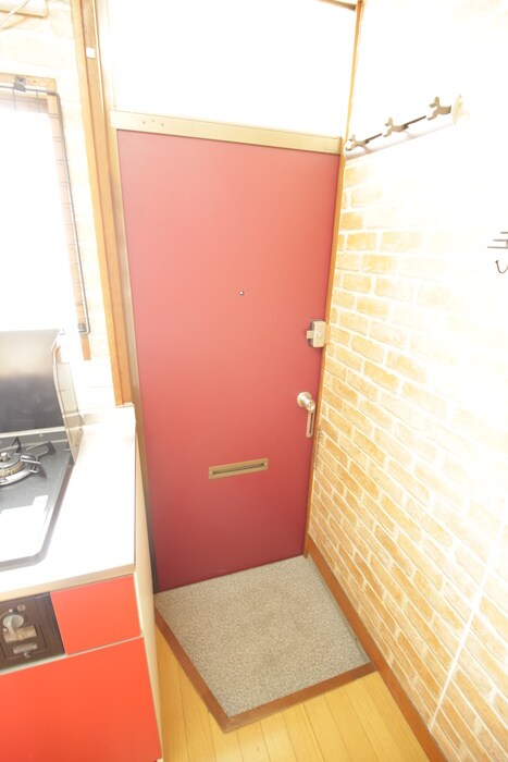 物件内観写真7　(玄関)