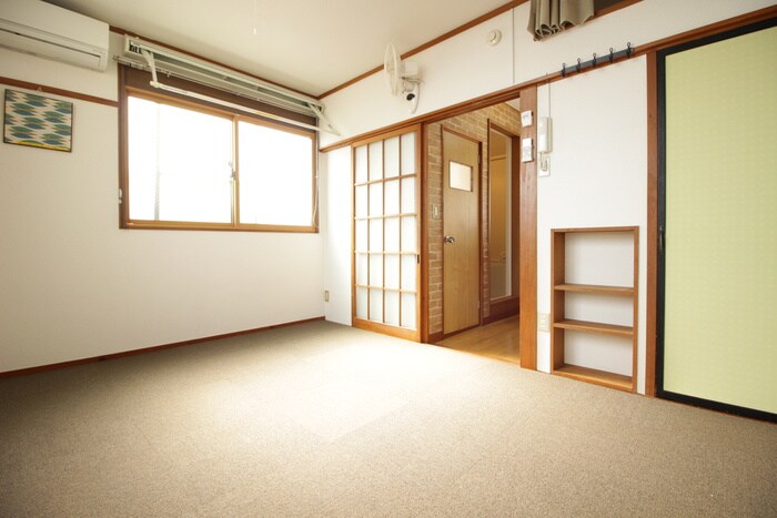 物件内観写真13　(居室)