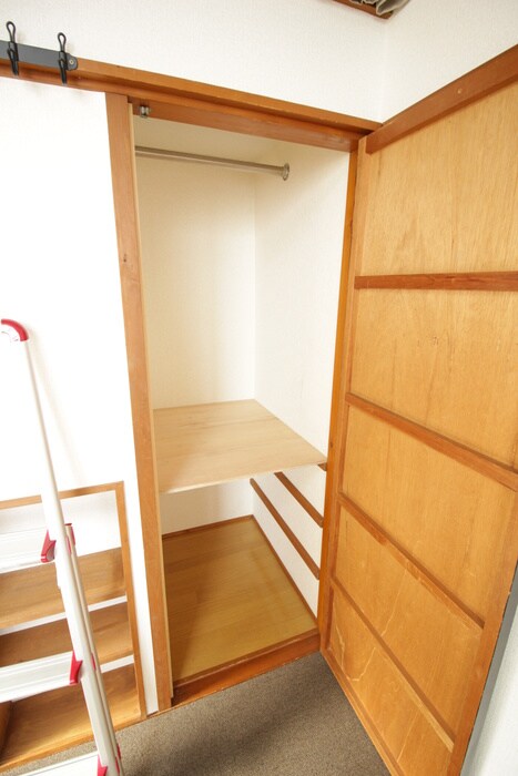 物件内観写真16　(収納)