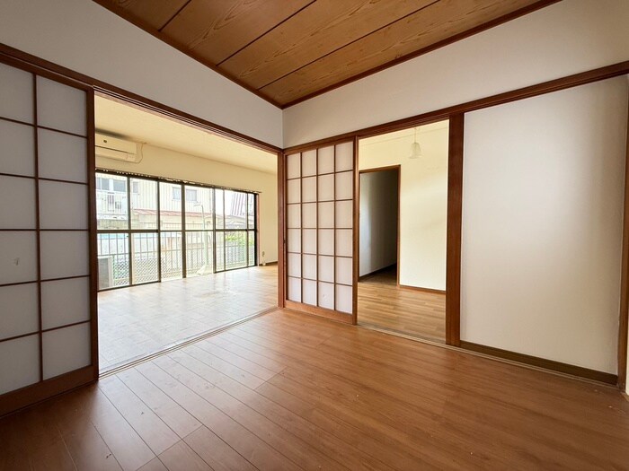 物件内観写真8　(居室)