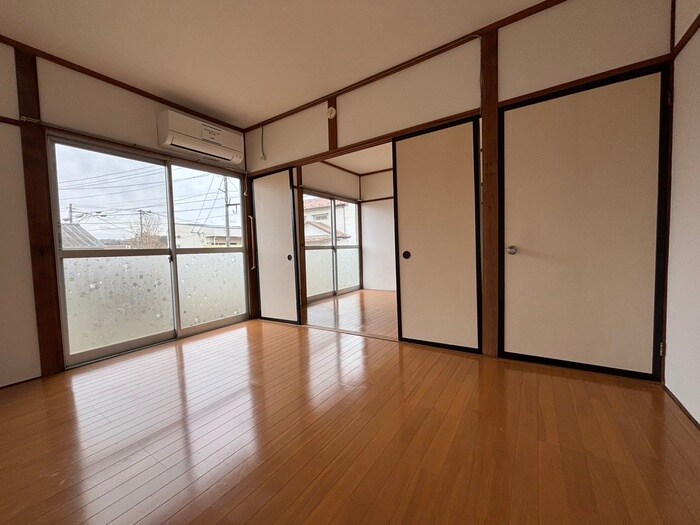 物件内観写真8　(居室)