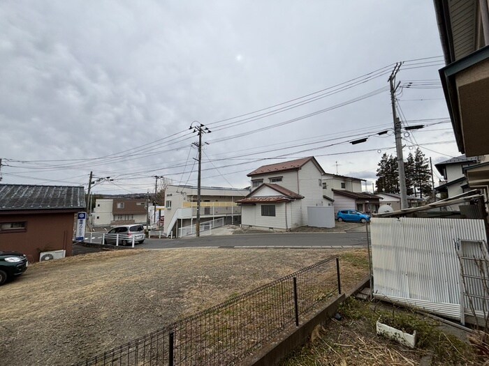 物件内観写真17　(室内からの展望)