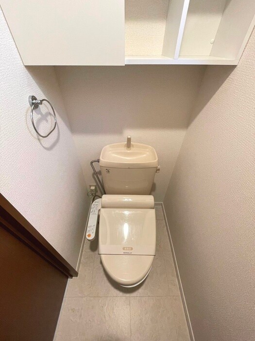 物件内観写真16　(トイレ)