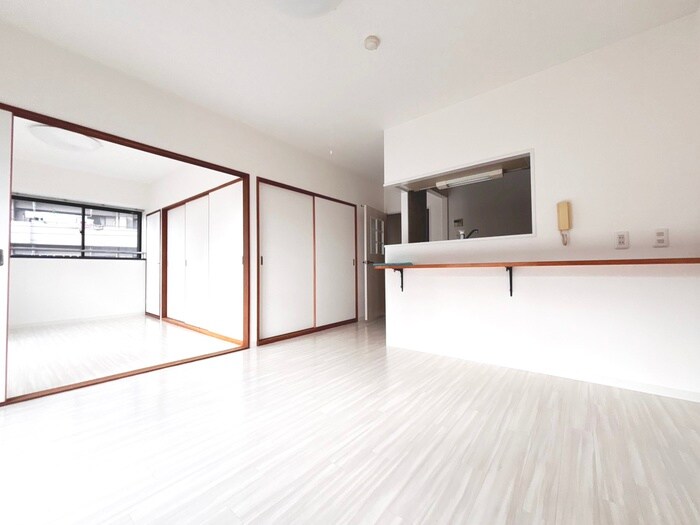 物件内観写真8　(居室)