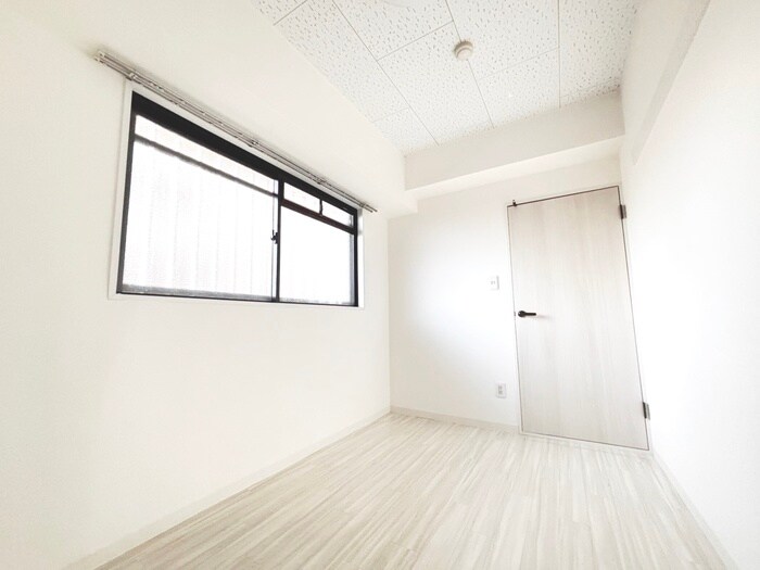 物件内観写真16　(居室)