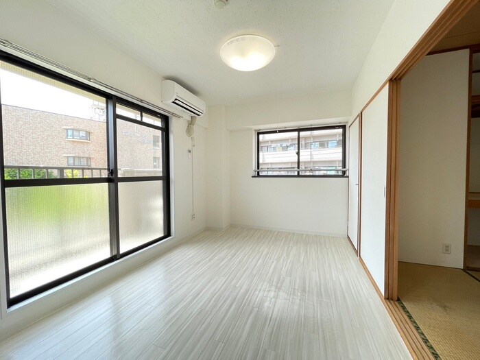 物件内観写真18　(居室)