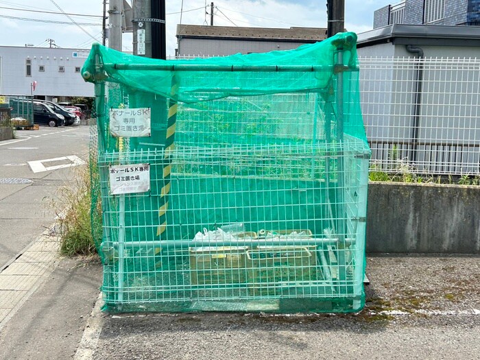 物件外観写真6　(建物設備)