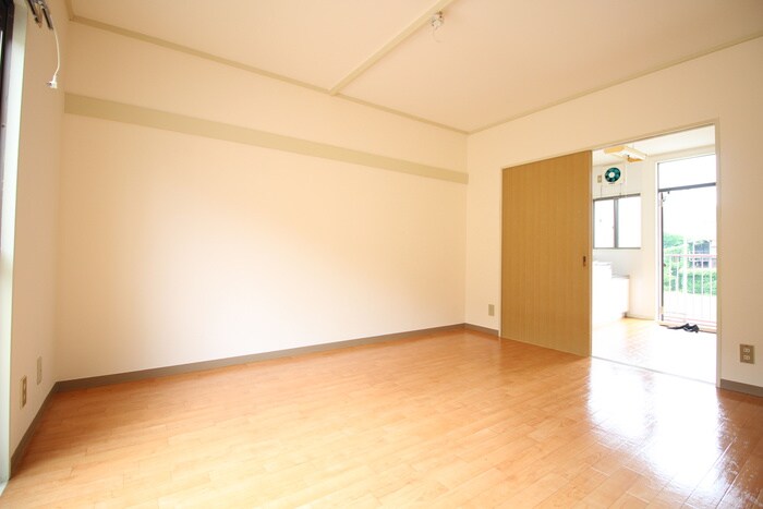 物件内観写真7　(居室)