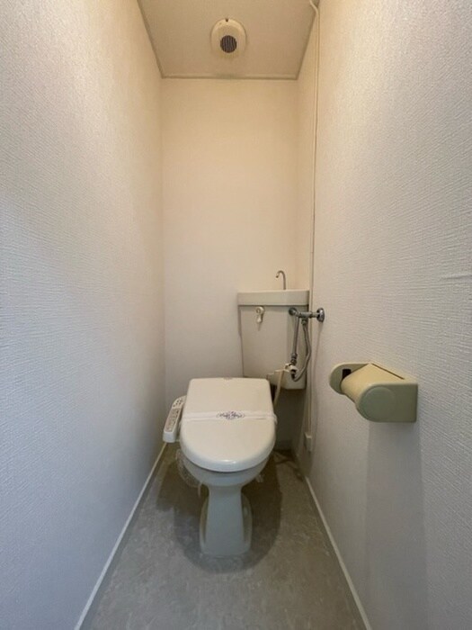 物件内観写真12　(トイレ)