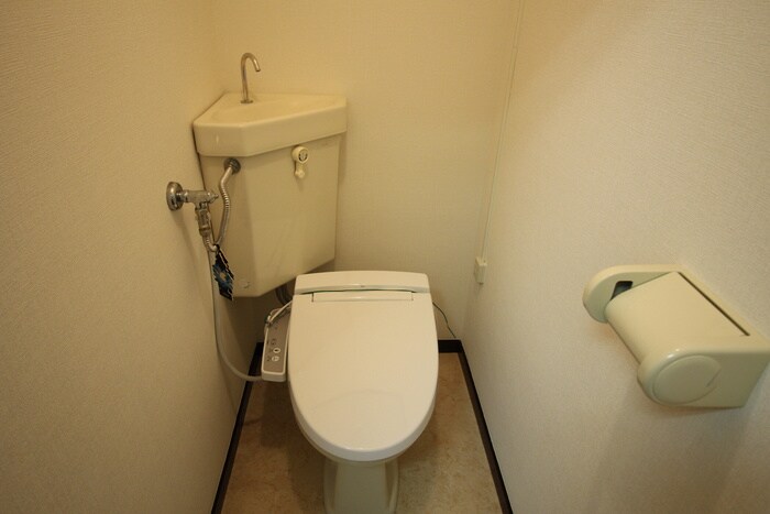 物件内観写真15　(トイレ)