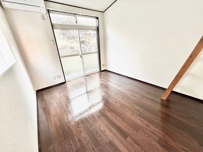 物件内観写真22　(居室)