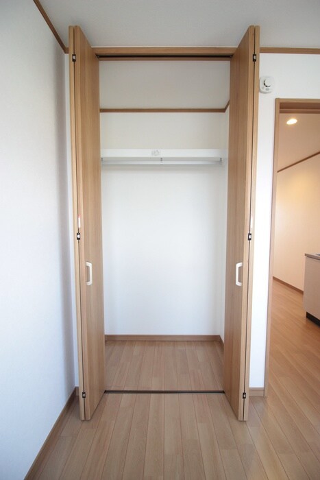物件内観写真15　(収納)