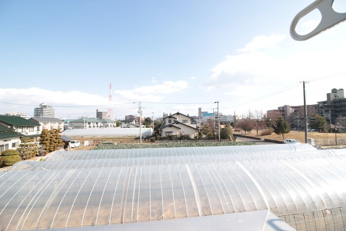 物件内観写真18　(室内からの展望)