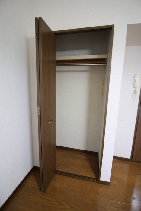 物件内観写真8　(収納)