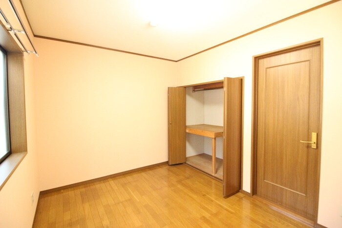 物件内観写真10　(居室)