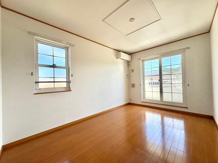 物件内観写真5　(居室)