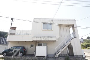サンライズ荒巻外観写真