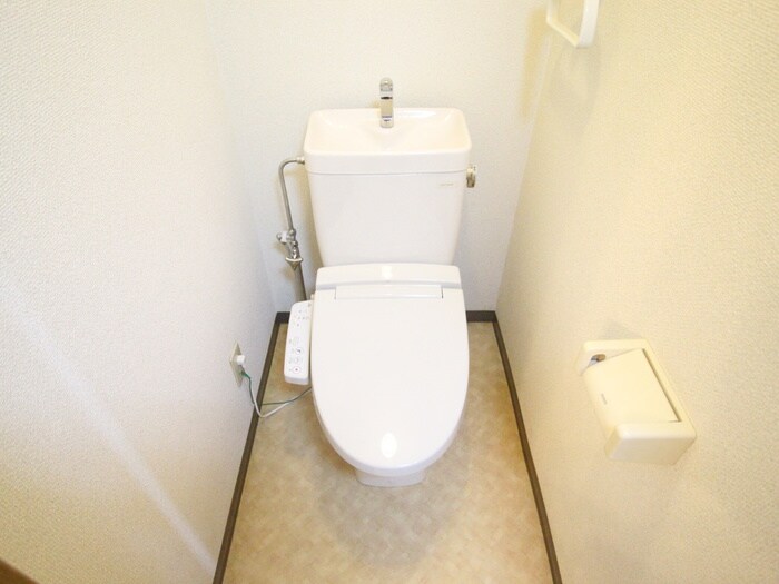 物件内観写真13　(トイレ)