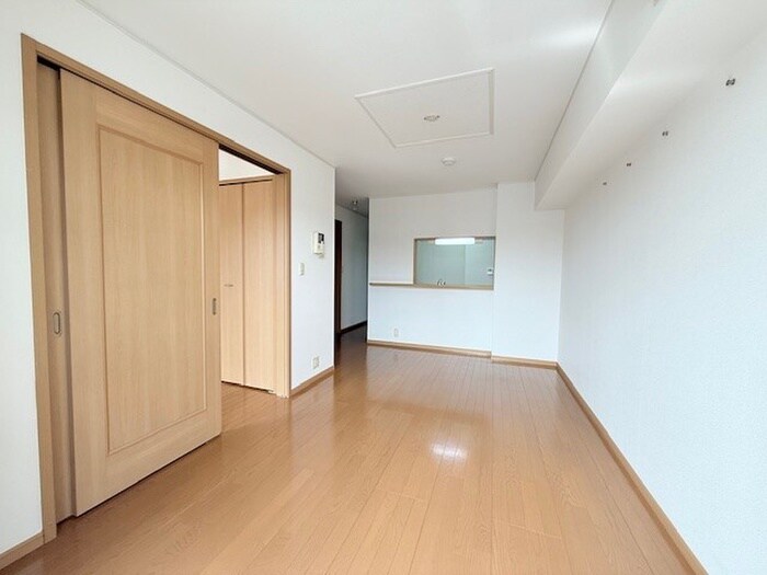 物件内観写真10　(廊下)