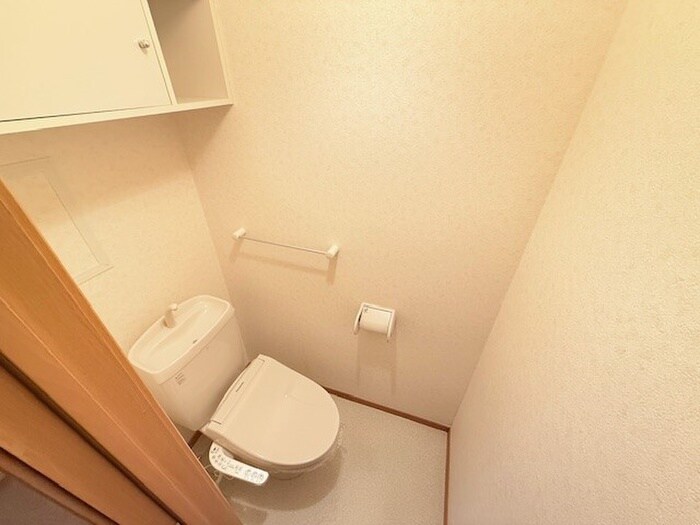 物件内観写真13　(トイレ)