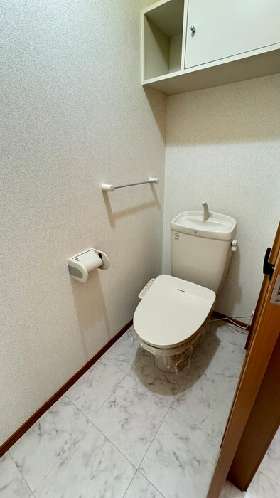 物件内観写真15　(トイレ)