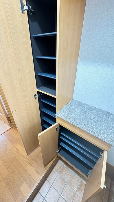 物件内観写真18　(靴箱)
