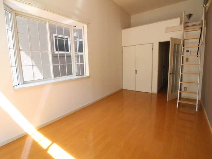 物件内観写真8　(居室)