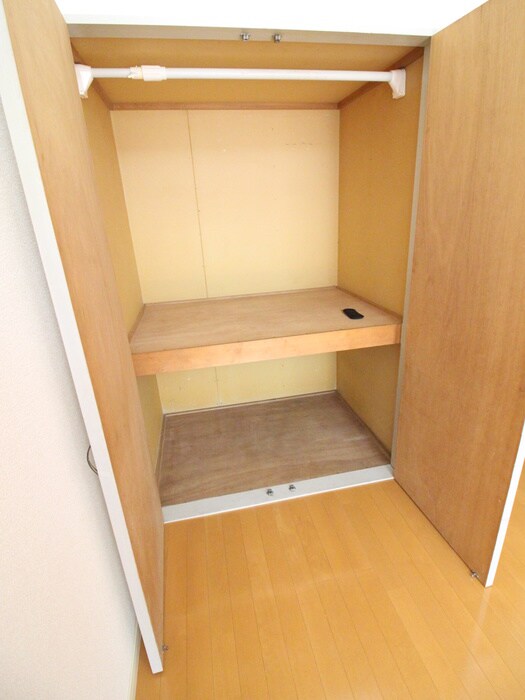 物件内観写真15　(収納)